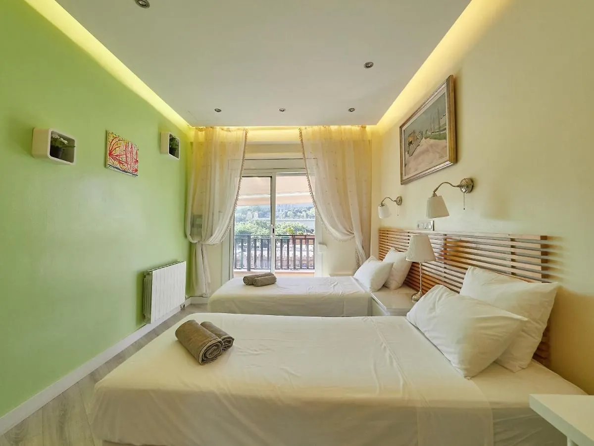 Unique Cozy Scenic Penthouse Apartment Barcelona